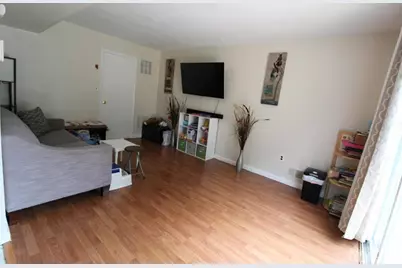 47 Linden Lane, Plainsboro Township, NJ 08536 - Photo 9