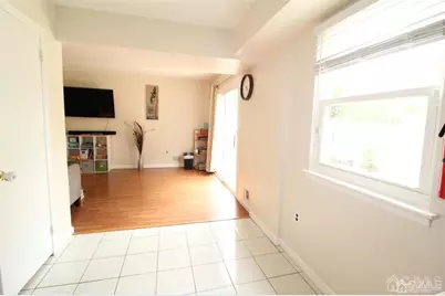47 Linden Lane, Plainsboro Township, NJ 08536 - Photo 11