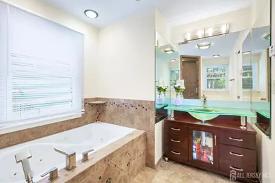 817 Dunellen Avenue, Dunellen, NJ 08812 - Photo 13