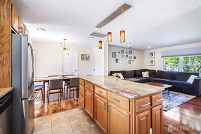 817 Dunellen Avenue, Dunellen, NJ 08812 - Photo 11