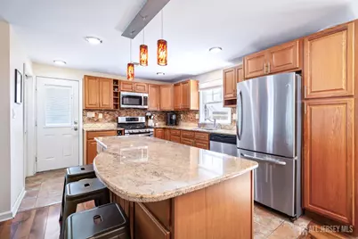 817 Dunellen Avenue, Dunellen, NJ 08812 - Photo 9