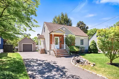 817 Dunellen Avenue, Dunellen, NJ 08812 - Photo 3
