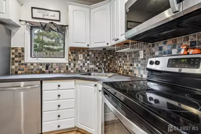 2 Culver Lane, East Brunswick Township, NJ 08816 - Photo 11