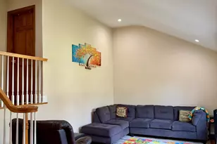 214 Rivercrest Dr, Piscataway Township, NJ 08854 - Photo 9