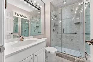 18 Westgate Dr, Edison, NJ 08820 - Photo 9
