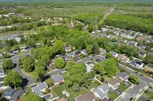 24 Sandalwood Dr, Edison, NJ 08820 - Photo 43