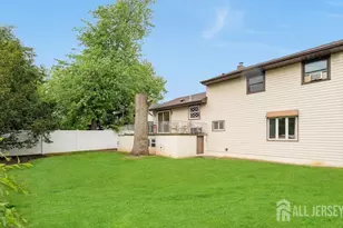11 Kilmer Dr, Colonia, NJ 07067 - Photo 37