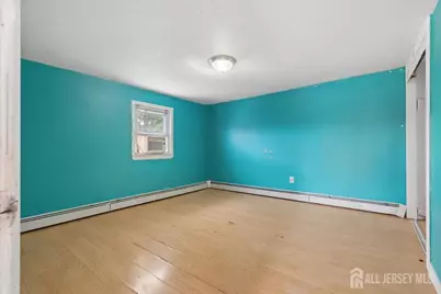 37 Hensler Lane, Sayreville, NJ 08872 - Photo 13