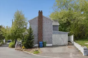37 Hensler Ln, Sayreville, NJ 08872 - Photo 3