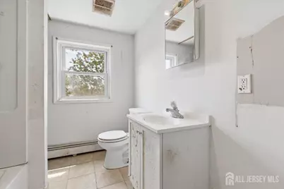 37 Hensler Lane, Sayreville, NJ 08872 - Photo 15