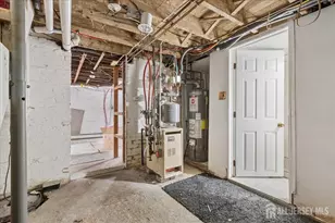37 Hensler Ln, Sayreville, NJ 08872 - Photo 17