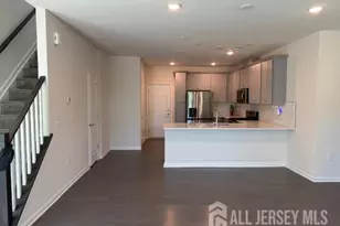 202 Lyla Ln, New Brunswick, NJ 08901 - Photo 3