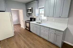 141 Emerson St, Carteret, NJ 07008 - Photo 5
