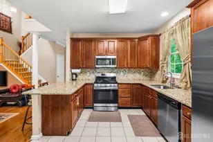 34 Amber Dr, Old Bridge Township, NJ 08857 - Photo 17