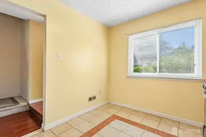 265 Hampshire Drive, Plainsboro Township, NJ 08536 - Photo 9