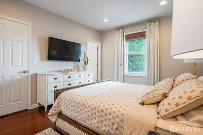 24 Dartmouth Street, Edison, NJ 08837 - Photo 19