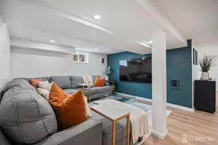 24 Dartmouth St, Edison, NJ 08837 - Photo 35