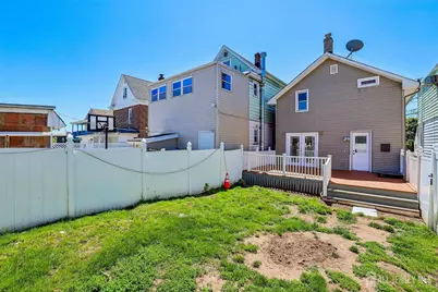 366 Jeffries Street, Perth Amboy, NJ 08861 - Photo 21