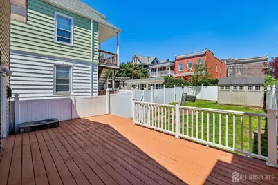 366 Jeffries Street, Perth Amboy, NJ 08861 - Photo 19