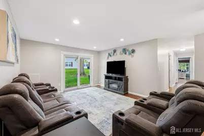 37 Morgan Place, East Brunswick Township, NJ 08816 - Photo 11