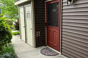 204 Blew Ct, East Brunswick Township, NJ 08816 - Photo 1