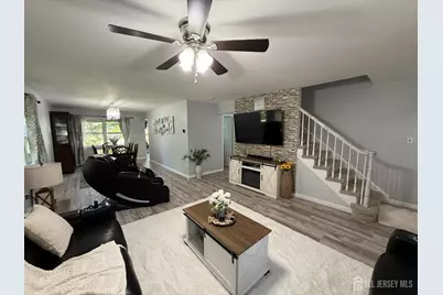 9 Hoffman Court, East Brunswick Township, NJ 08816 - Photo 7