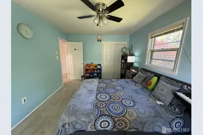9 Hoffman Court, East Brunswick Township, NJ 08816 - Photo 33