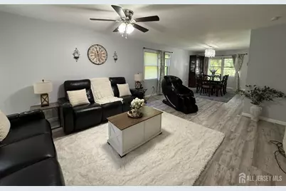 9 Hoffman Court, East Brunswick Township, NJ 08816 - Photo 5