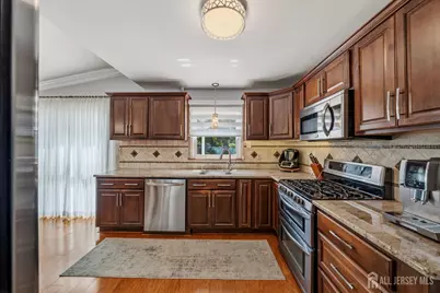 88 Montrose Avenue, Colonia, NJ 07067 - Photo 15