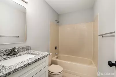 127 Berkshire Court, Piscataway Township, NJ 08854 - Photo 19