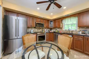 1 Ash Ln, Parsippany-Troy Hills, NJ 07034 - Photo 11
