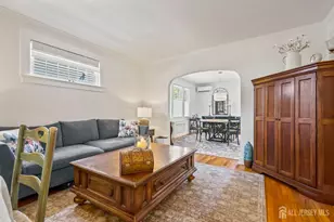 636 Ridgedale Ave, Woodbridge Township, NJ 07095 - Photo 7