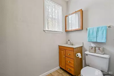 636 Ridgedale Avenue, Woodbridge Township, NJ 07095 - Photo 17