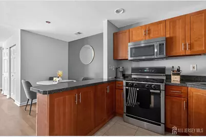 99 Pennsylvania Avenue, North Brunswick Township, NJ 08902 - Photo 9