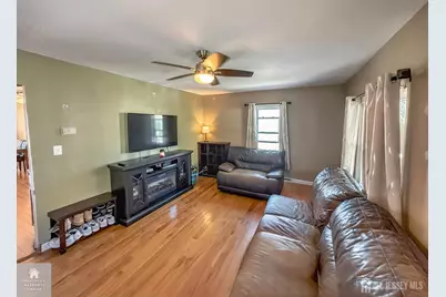 37 Boehmhurst Avenue, Sayreville, NJ 08872 - Photo 3