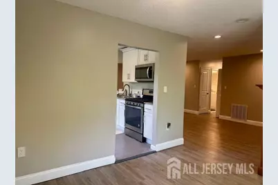 3 Farnham Square, Sayreville, NJ 08859 - Photo 11