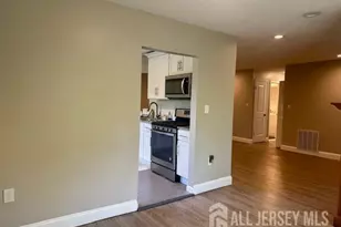 3 Farnham Square, Sayreville, NJ 08859 - Photo 11