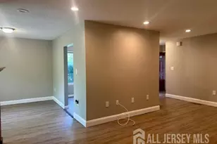 3 Farnham Square, Sayreville, NJ 08859 - Photo 7