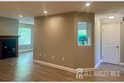 3 Farnham Square, Sayreville, NJ 08859 - Photo 9
