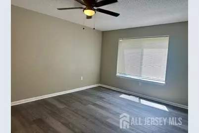 3 Farnham Square, Sayreville, NJ 08859 - Photo 23