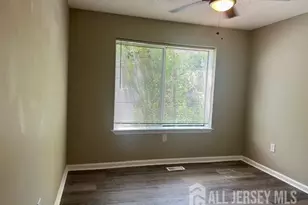 3 Farnham Square, Sayreville, NJ 08859 - Photo 21