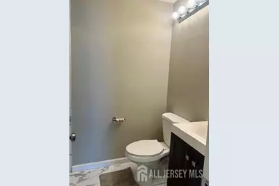 3 Farnham Square, Sayreville, NJ 08859 - Photo 31