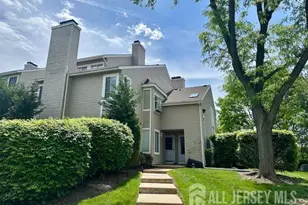 3 Farnham Square, Sayreville, NJ 08859 - Photo 1