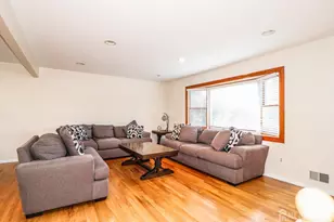 5 Timothy Ct, Edison, NJ 08837 - Photo 7