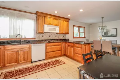 5 Timothy Court, Edison, NJ 08837 - Photo 13
