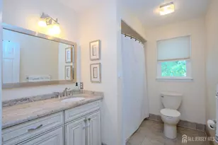 46 Lynn Ct, North Brunswick Township, NJ 08902 - Photo 25