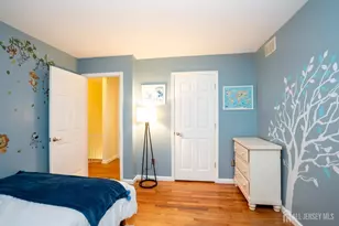 46 Lynn Ct, North Brunswick Township, NJ 08902 - Photo 21