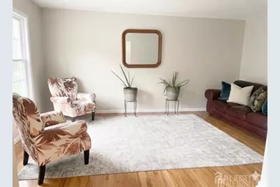 46 Lynn Court, North Brunswick Township, NJ 08902 - Photo 5