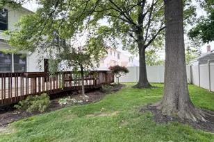 46 Lynn Ct, North Brunswick Township, NJ 08902 - Photo 29