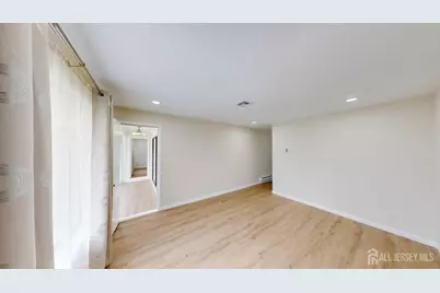 9-C Aspen Plaza, Monroe Township, NJ 08831 - Photo 17